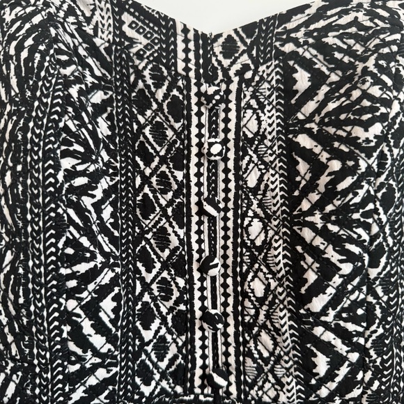AEO Black & White Geometric Print Mini Dress with Pockets - Picture 3 of 6
